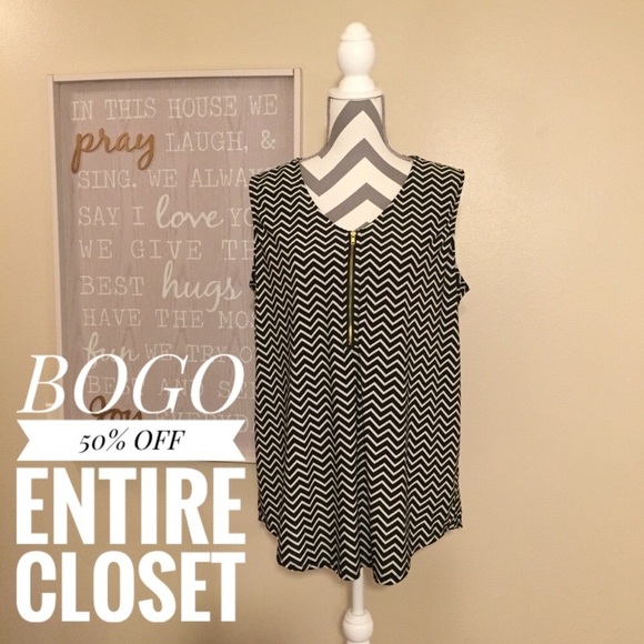 tacera Tops - Black White Chevron Sleeveless Zipper Top Plus XL